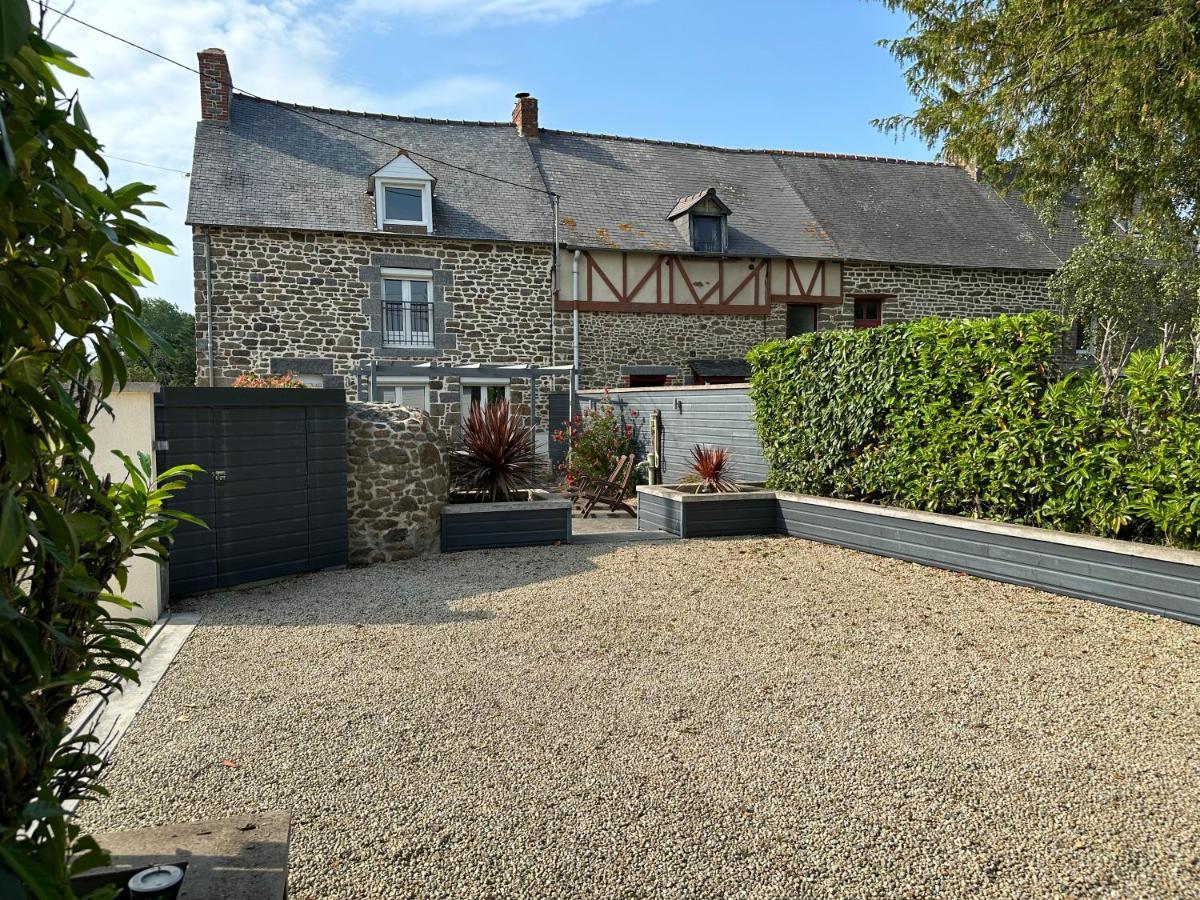 La maison du chêne 3 Miniac-Morvan Exterior foto